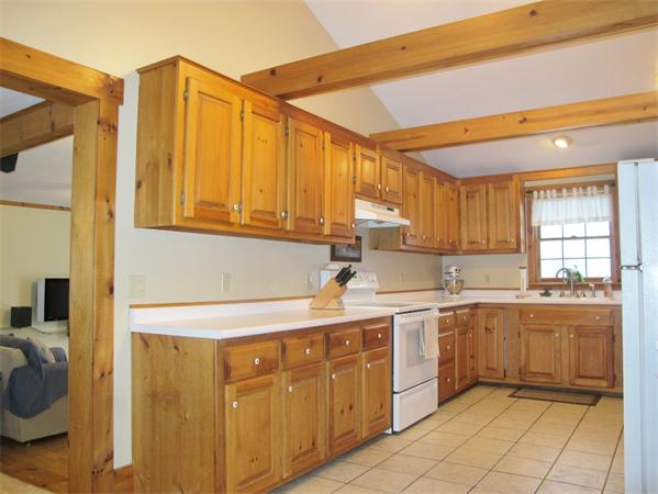 85 Millbury Road Oxford, MA 01540 - Photo 4 of 30