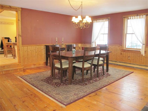 85 Millbury Road Oxford, MA 01540 - Photo 6 of 30