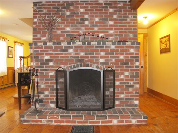 85 Millbury Road Oxford, MA 01540 - Photo 8 of 30