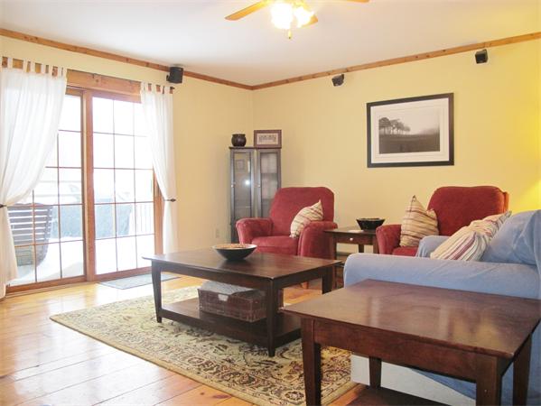 85 Millbury Road Oxford, MA 01540 - Photo 9 of 30