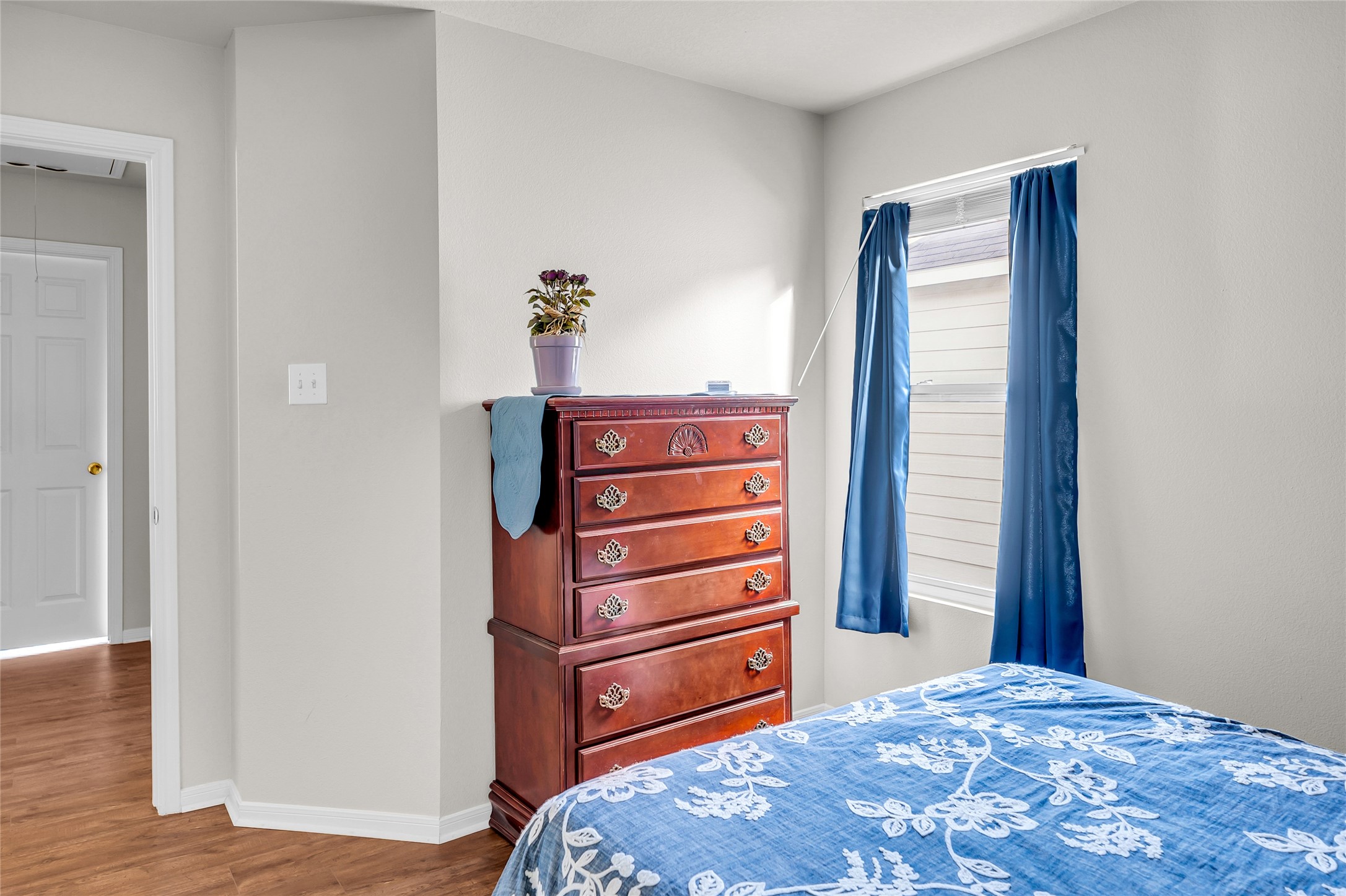 5018 Mabry Stream Court Katy, TX 77449 - Photo 23 of 31 Additional bedroom