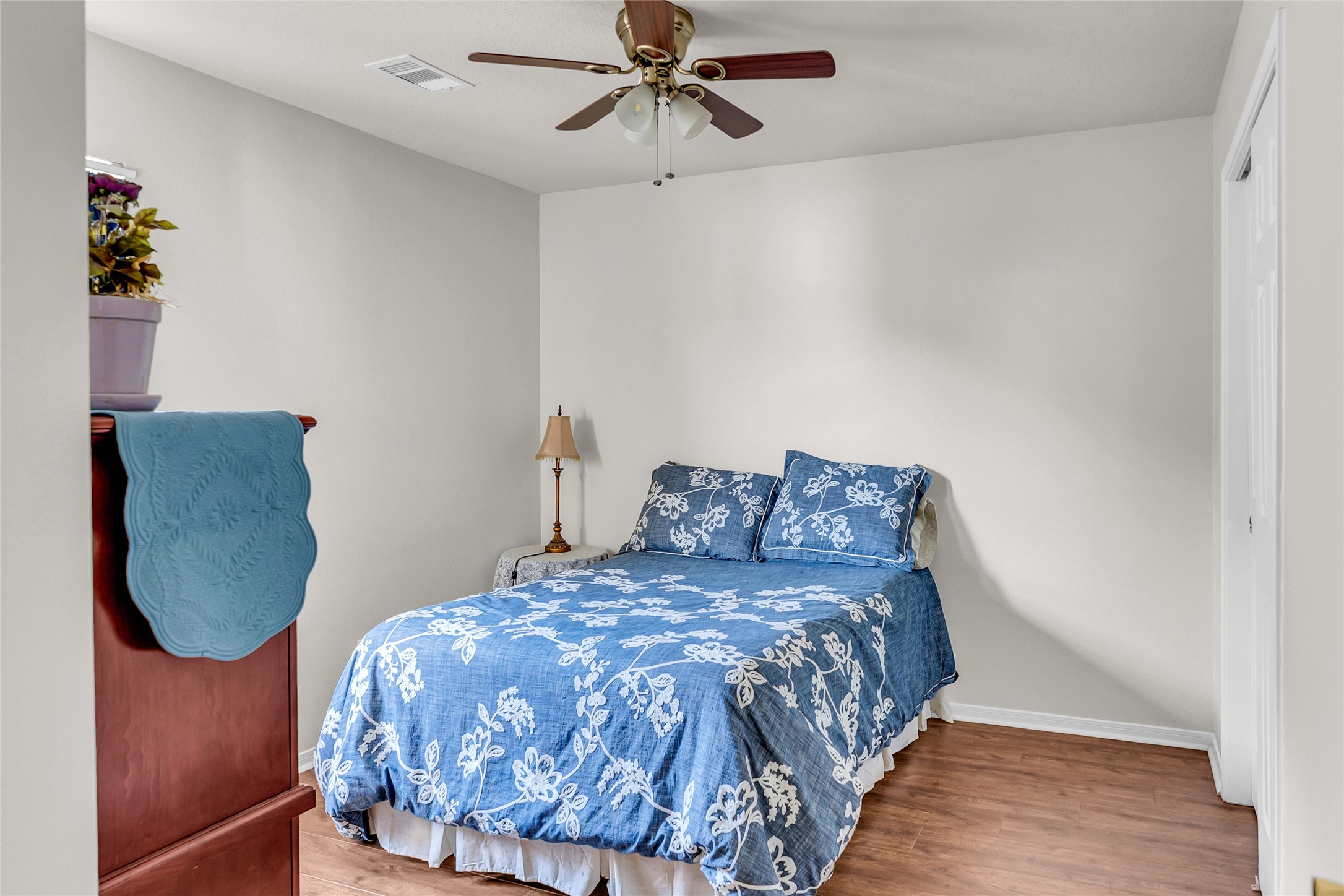 5018 Mabry Stream Court Katy, TX 77449 - Photo 24 of 31 Simple and inviting space.