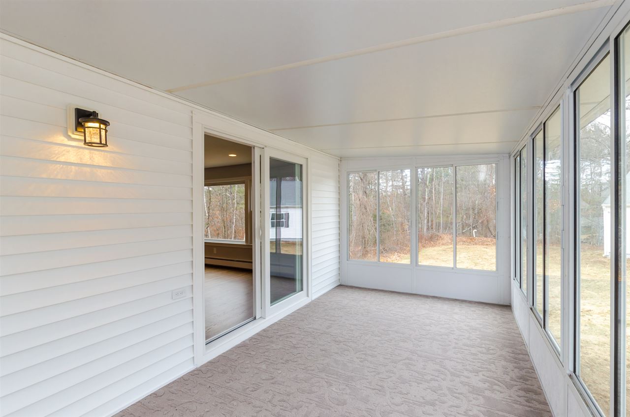 6 North Meadow Road Amherst, NH 03031 - Photo 20 of 34