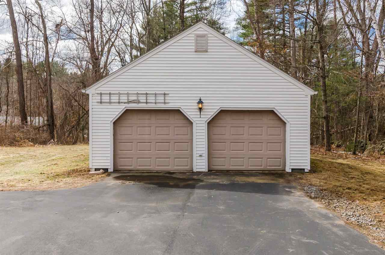 6 North Meadow Road Amherst, NH 03031 - Photo 32 of 34