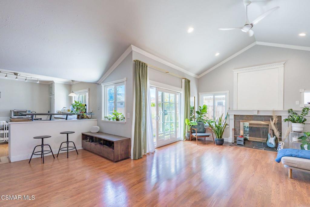 2265 Workman Avenue, Unit 6 Simi Valley, CA 93063 - Photo 7 of 22