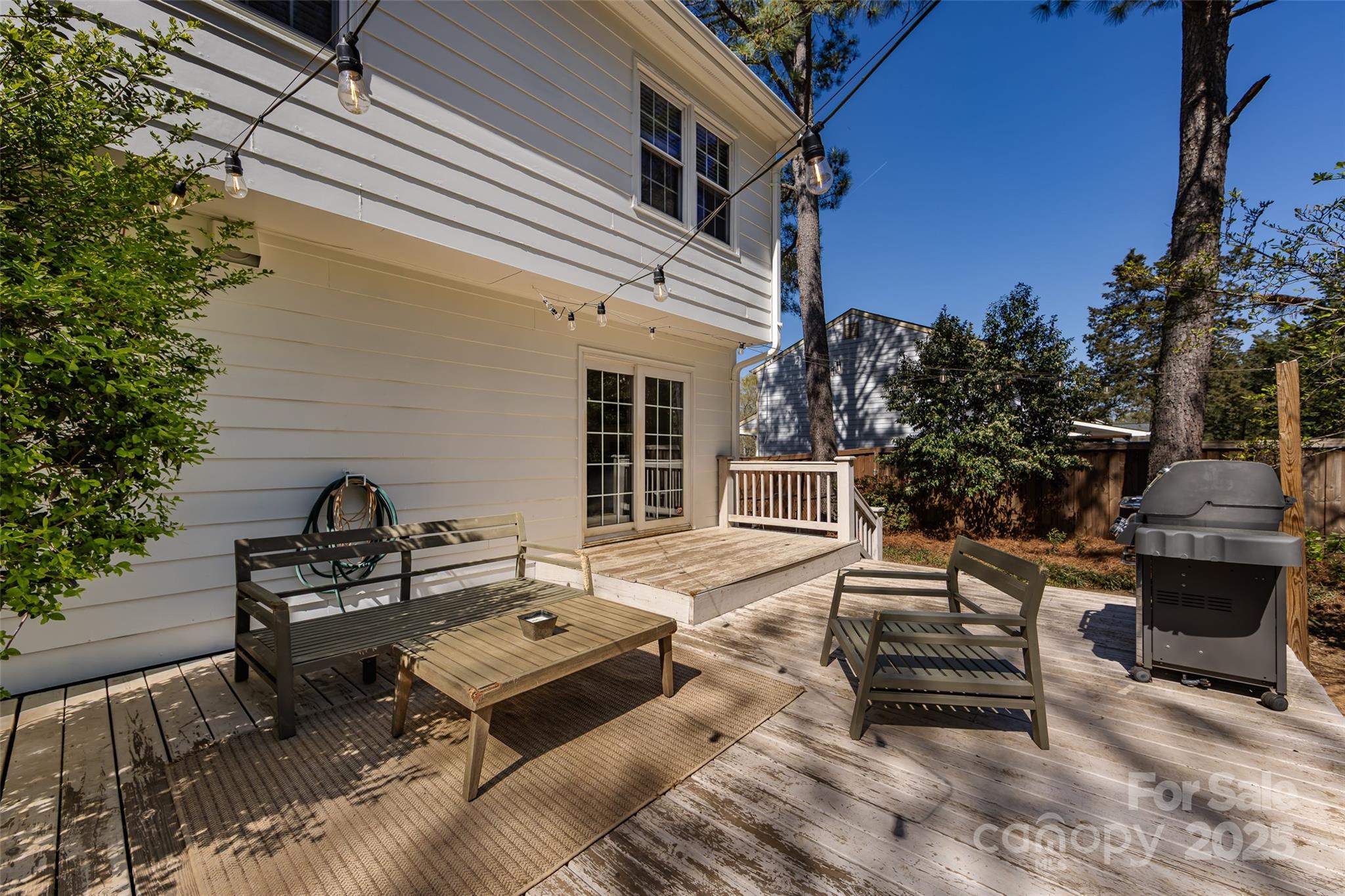 5013 Cedar Forest Drive Charlotte, NC 28226 - Photo 41 of 46 a wooden bench sitting in front of a building