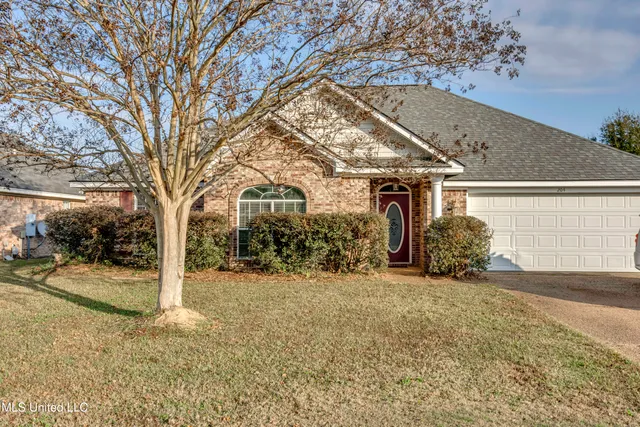 $229,900 | 204 Holmar Drive, Brandon, MS 39047