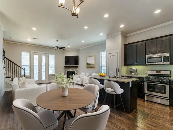$3,248 | 4323 Dickason Avenue, Unit 29, Dallas, TX 75219
