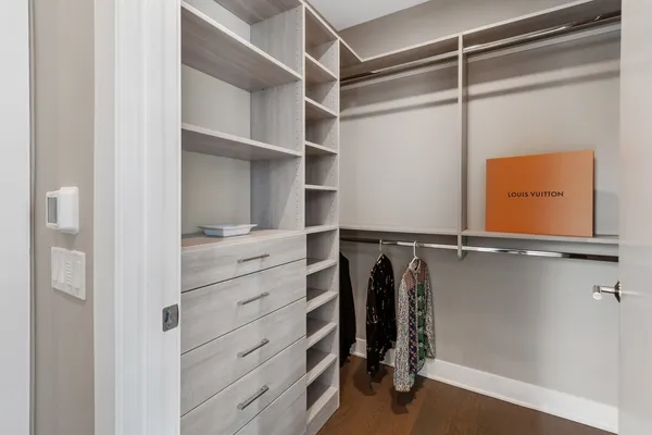 $1,775,000 | 403 North Wabash Avenue, Unit 8A, Chicago, IL 60611