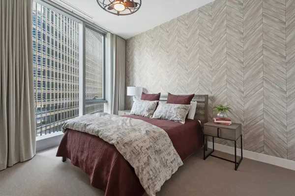 $1,775,000 | 403 North Wabash Avenue, Unit 8A, Chicago, IL 60611
