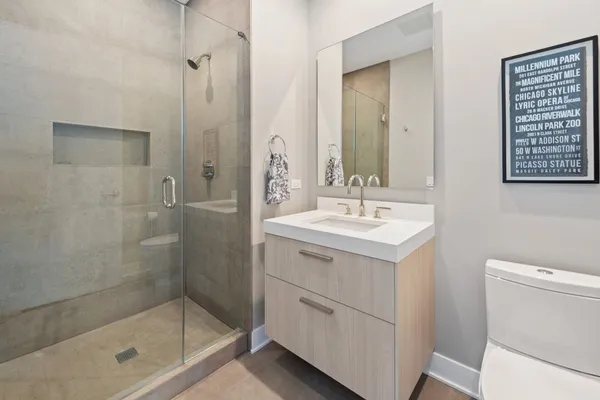 $1,775,000 | 403 North Wabash Avenue, Unit 8A, Chicago, IL 60611