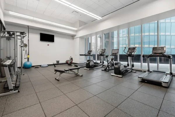 $1,775,000 | 403 North Wabash Avenue, Unit 8A, Chicago, IL 60611