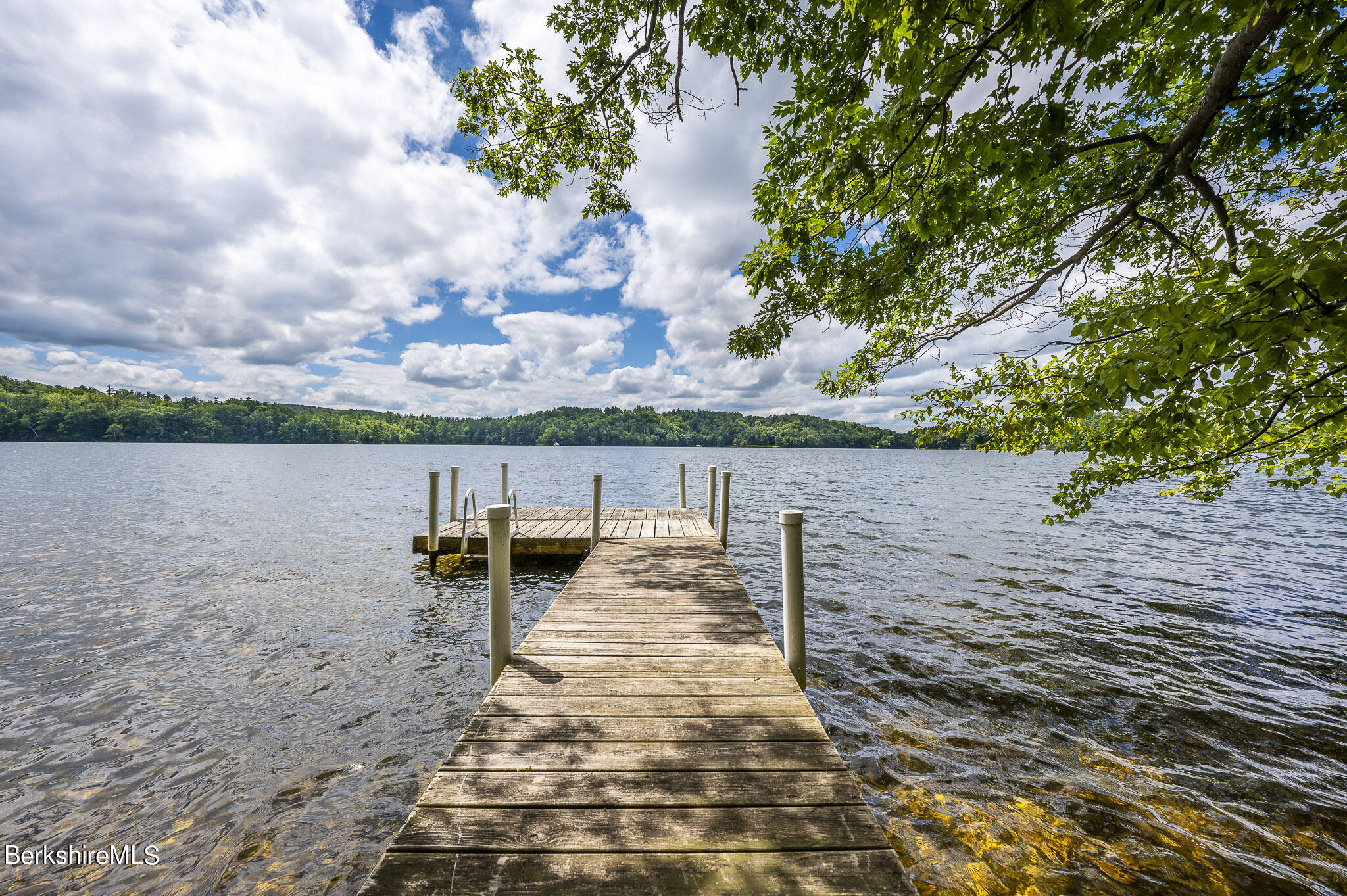 3 Lakeside Ter