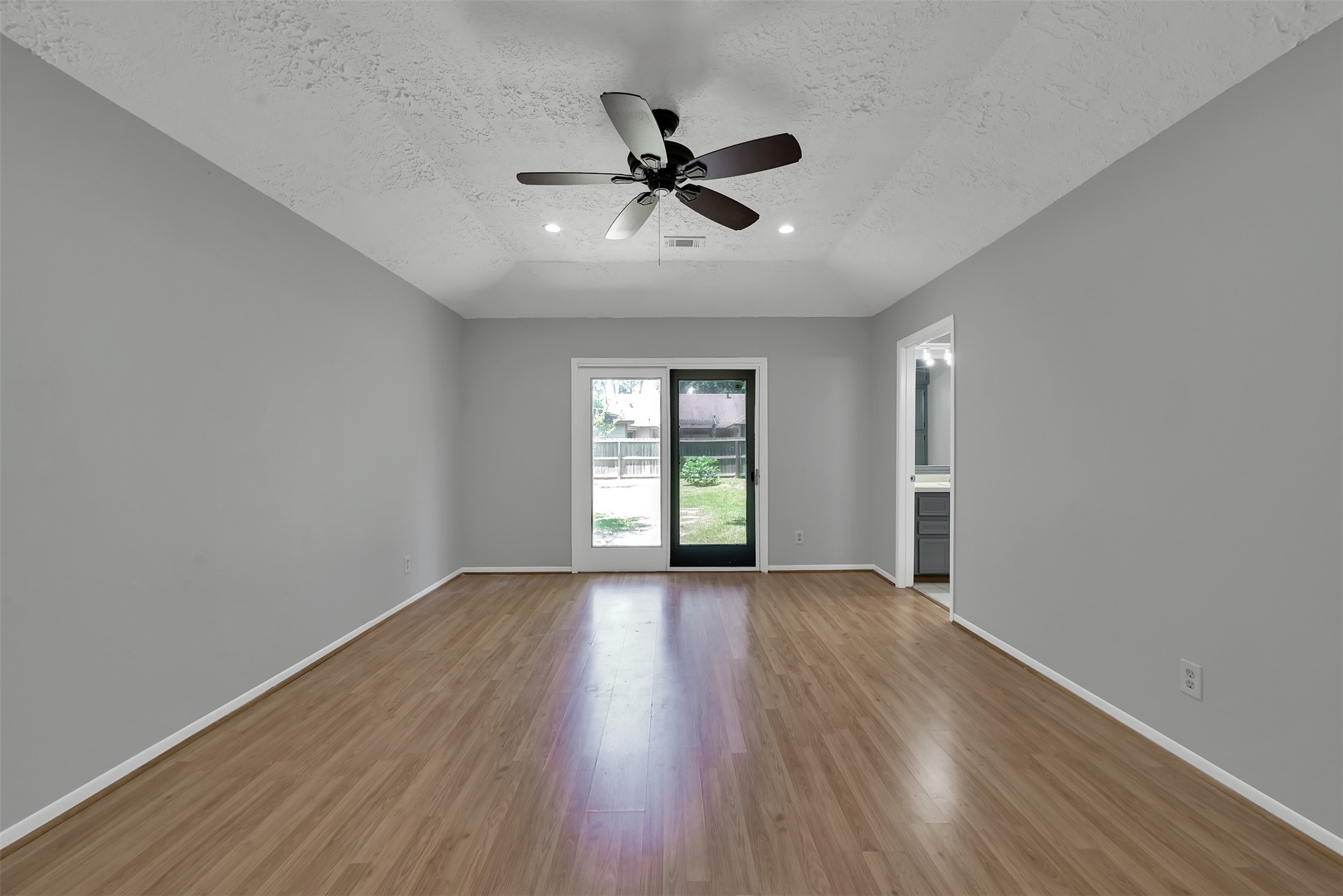 27121 Wells Lane Oak Ridge North, TX 77385 - Photo 12 of 24