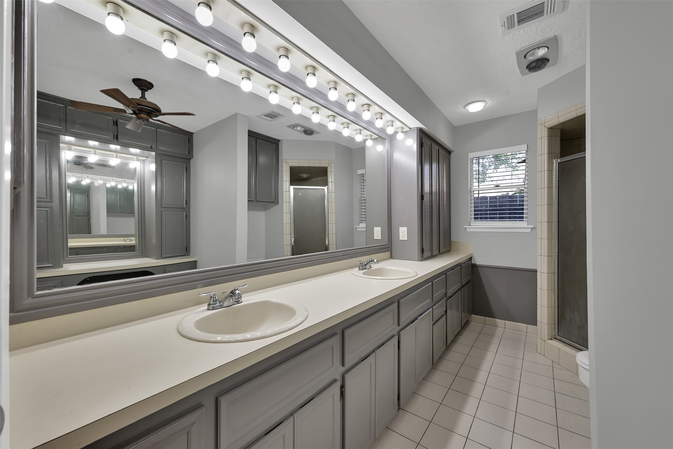 27121 Wells Lane Oak Ridge North, TX 77385 - Photo 16 of 24