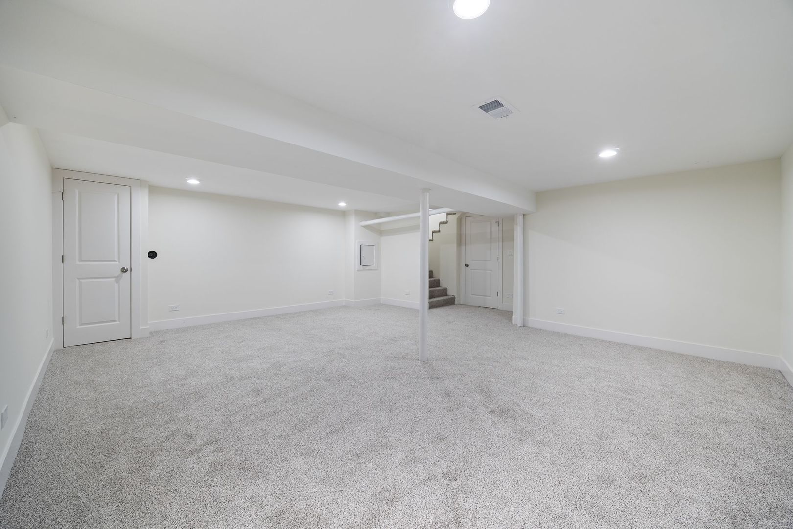 557 Monroe Road Bolingbrook, IL 60440 - Photo 17 of 23