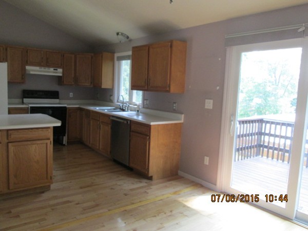19 County Street Worcester, MA 01604 - Photo 5 of 11 Gallery Image 5