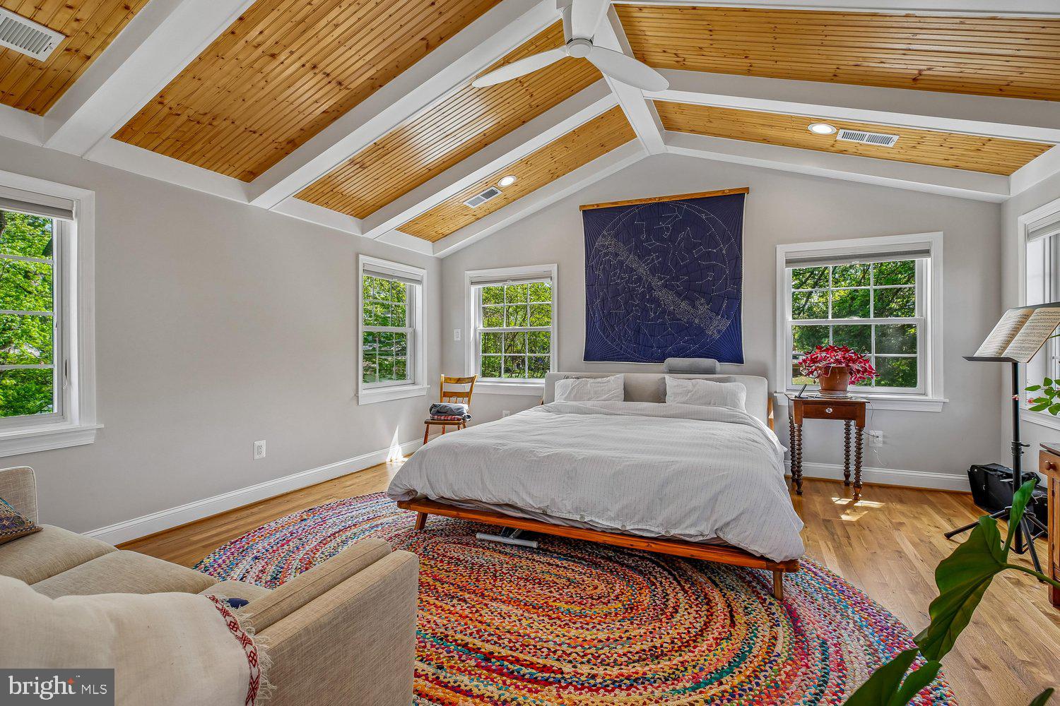 1812 Brisbane Street Silver Spring, MD 20902 - Photo 16 of 33 Primary Bedroom