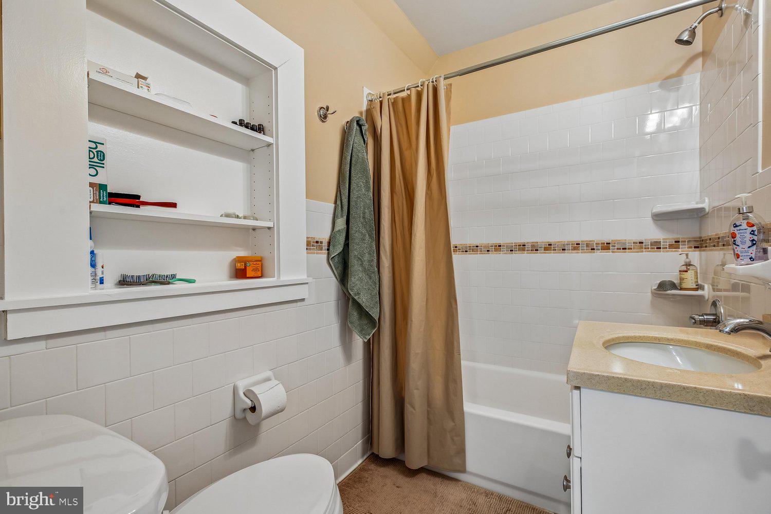 1812 Brisbane Street Silver Spring, MD 20902 - Photo 21 of 33 Bath