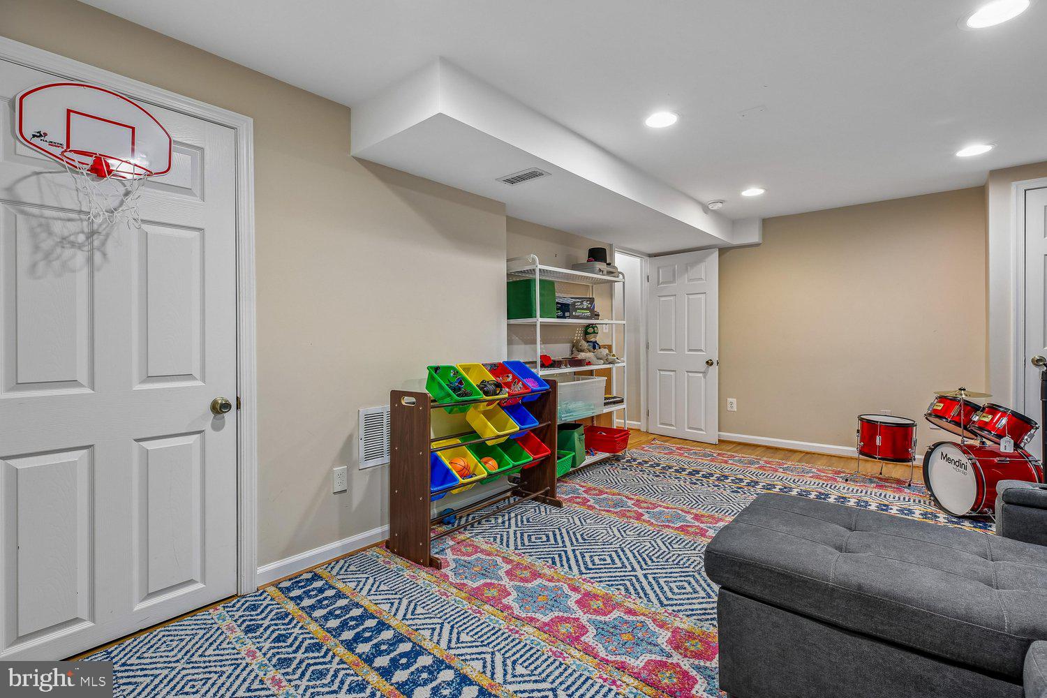 1812 Brisbane Street Silver Spring, MD 20902 - Photo 29 of 33 Rec Room