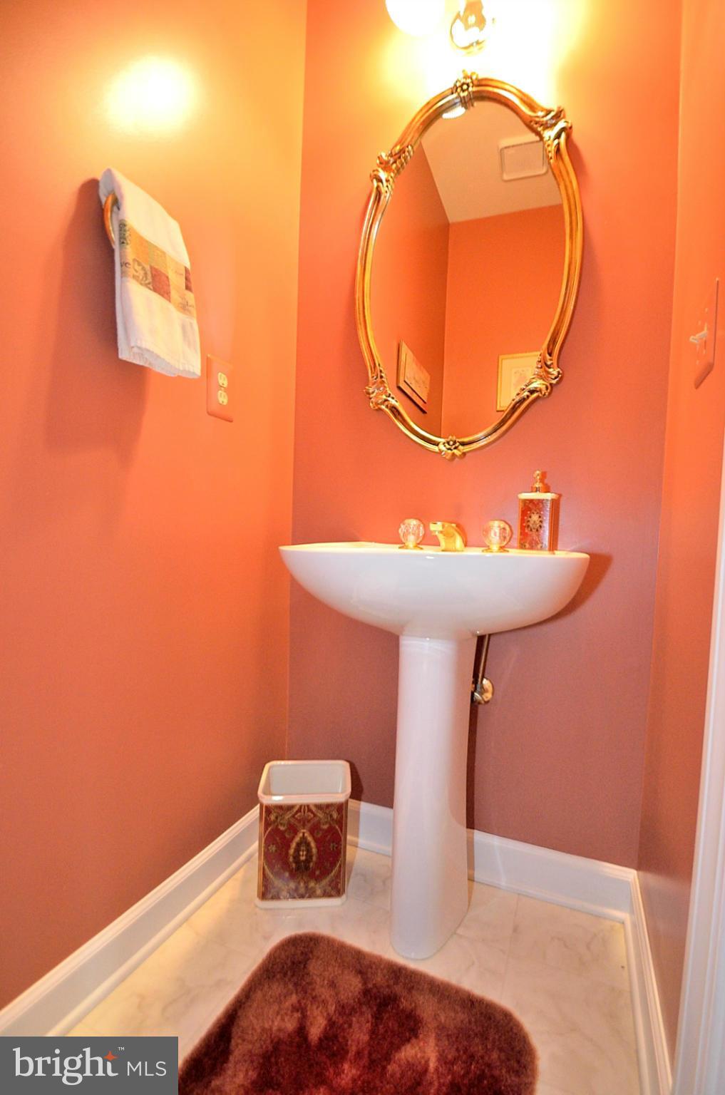3617 Ransom Place Alexandria, VA 22306 - Photo 15 of 26 Powder Room