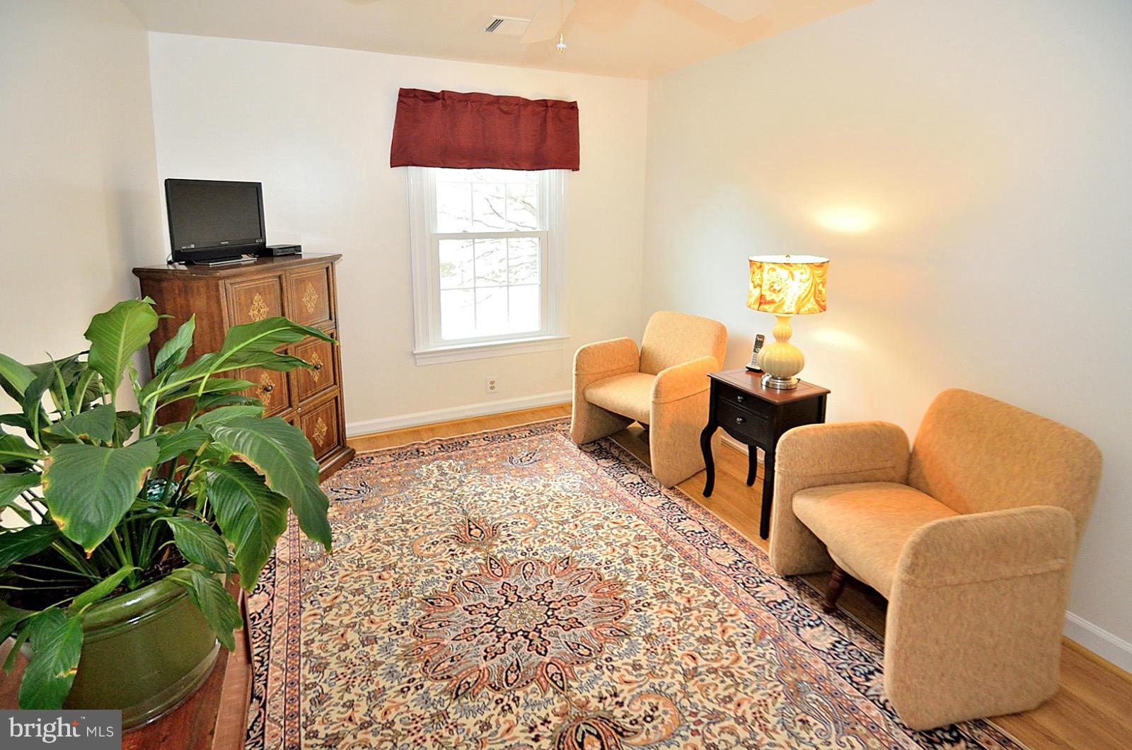 3617 Ransom Place Alexandria, VA 22306 - Photo 17 of 26 Bedroom 3