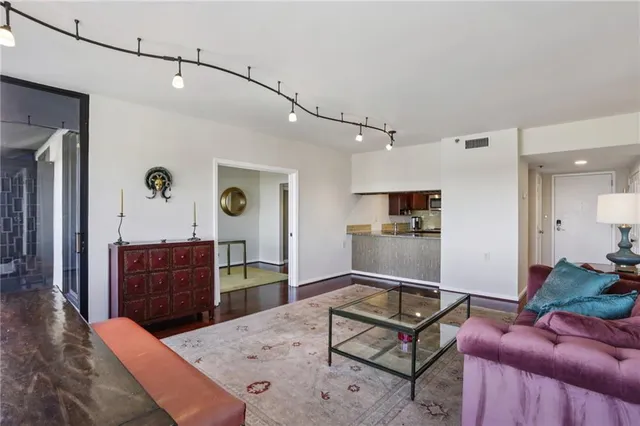 $469,000 | 1130 Piedmont Avenue Northeast, Unit 1608, Atlanta, GA 30309