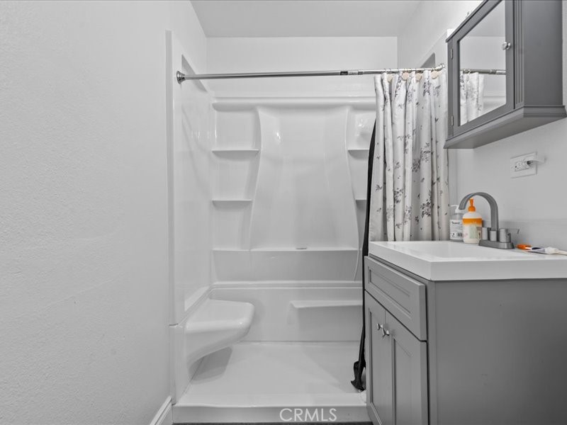 8437 Bruce Avenue Riverside, CA 92503 - Photo 17 of 24 Gallery Image 17