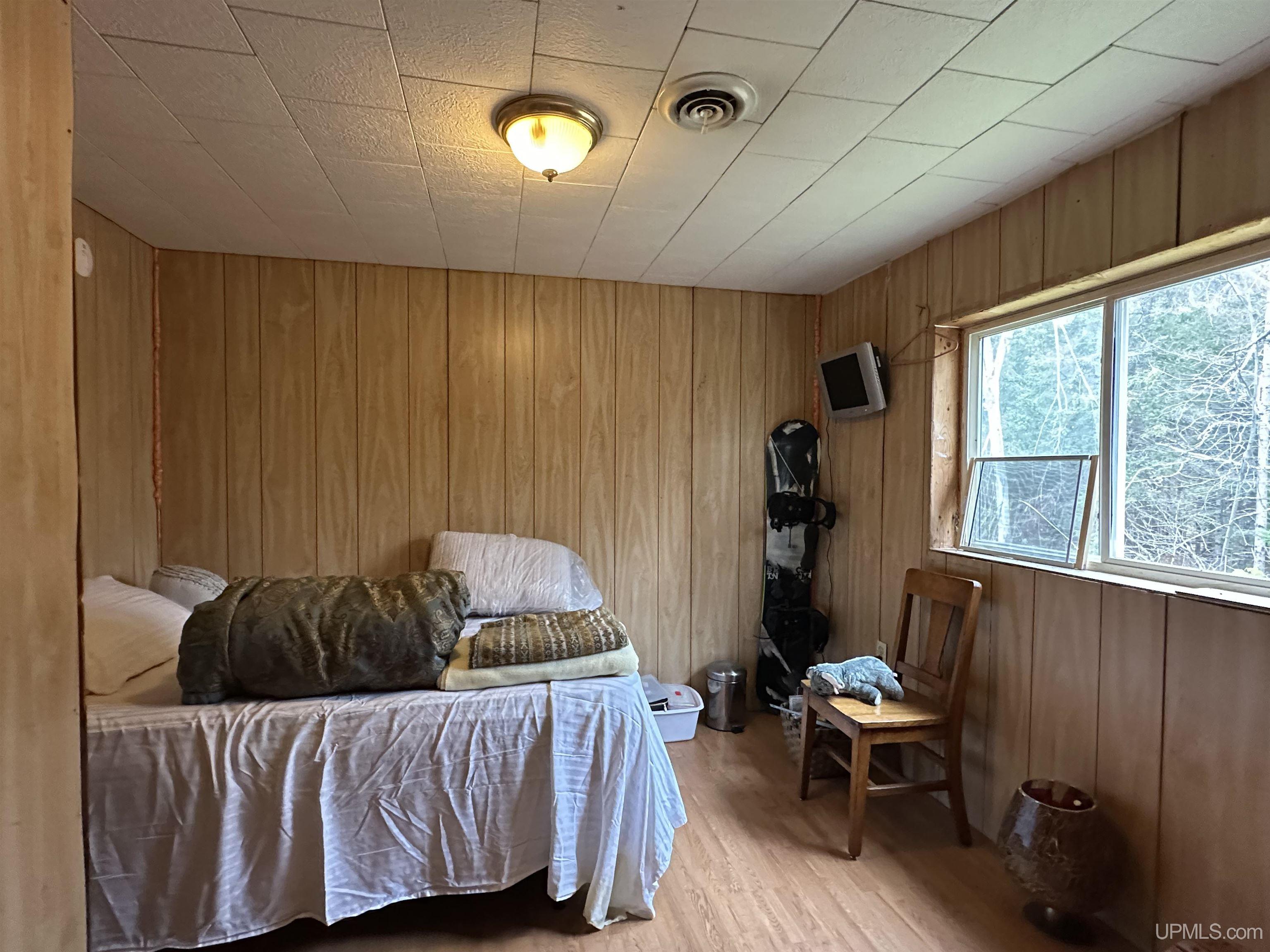 680 Johnson Road Wakefield, MI 49968 - Photo 17 of 27