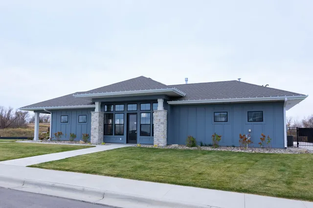 $621,365 | 14570 Kingsview Lane North, Dayton, MN 55327