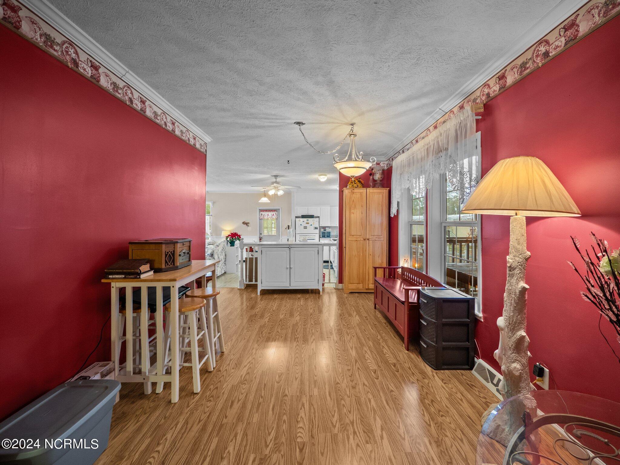 334 Old Folkstone Road Holly Ridge, NC 28445 - Photo 21 of 42 Living Room