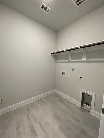 $2,300 | 1052 Norias Drive, Forney, TX 75126