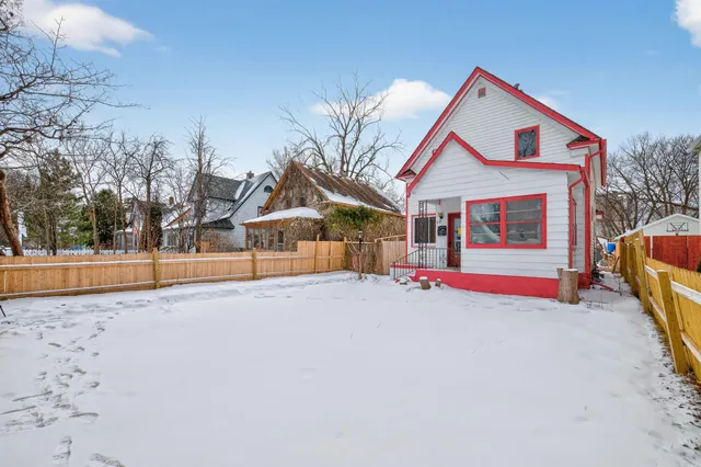 $260,000 | 3512 Minnehaha Avenue, Minneapolis, MN 55406