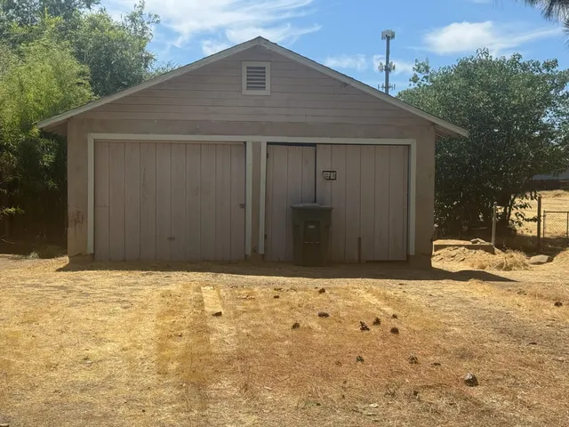 $475,000 | 760 Sunnyside Avenue, Clovis, CA 93611