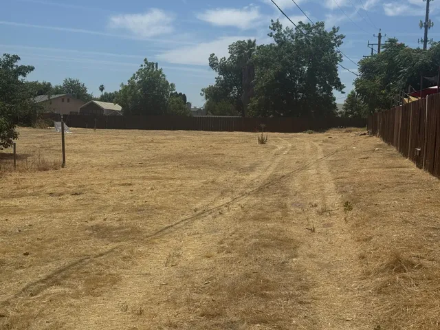 $475,000 | 760 Sunnyside Avenue, Clovis, CA 93611