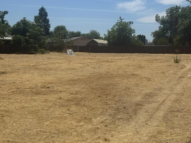 $475,000 | 760 Sunnyside Avenue, Clovis, CA 93611