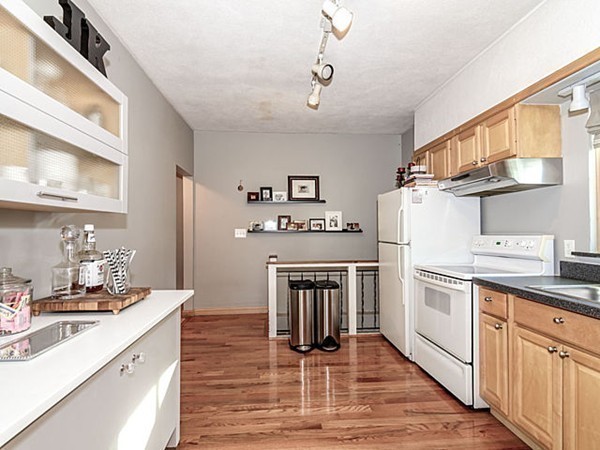 21 Carle Road Quincy, MA 02170 - Photo 11 of 27 Gallery Image 11
