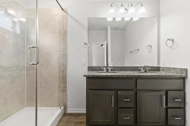 $2,200 | 1922 Cartwright Street, Bryan, TX 77807