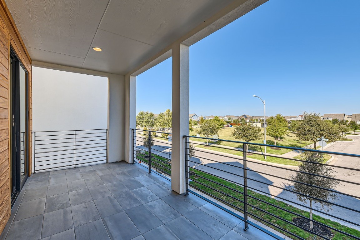 9101 Cattle Baron Path Austin, TX 78747 - Photo 25 of 29 a view of a balcony with lake view