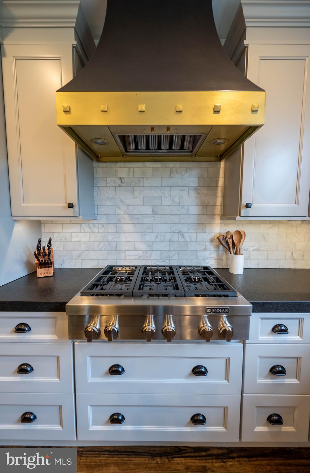 1201 Golf Road Cinnaminson, NJ 08077 - Photo 17 of 33 Cooktop with custom range hood