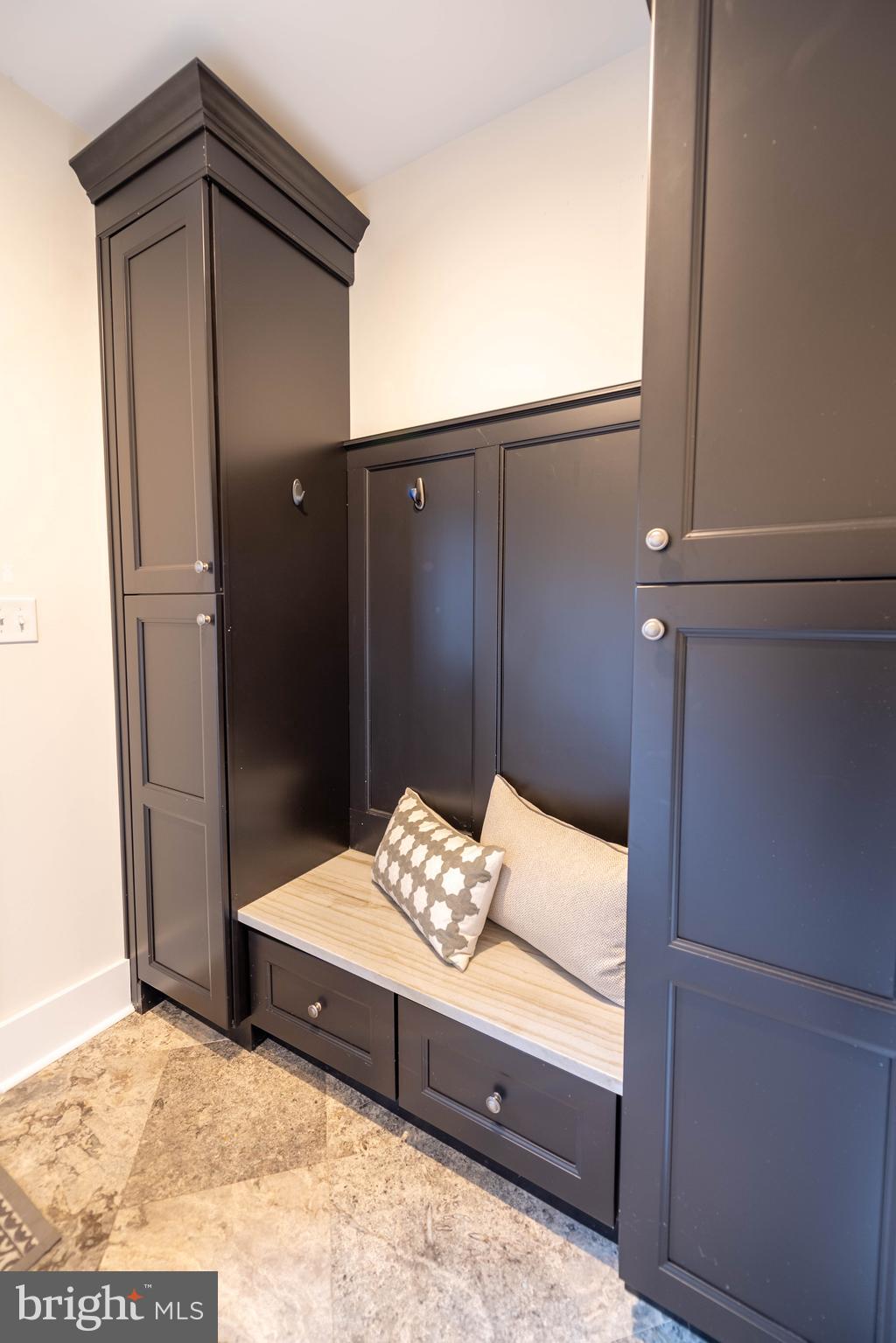 1201 Golf Road Cinnaminson, NJ 08077 - Photo 31 of 33 Mudroom off of garage