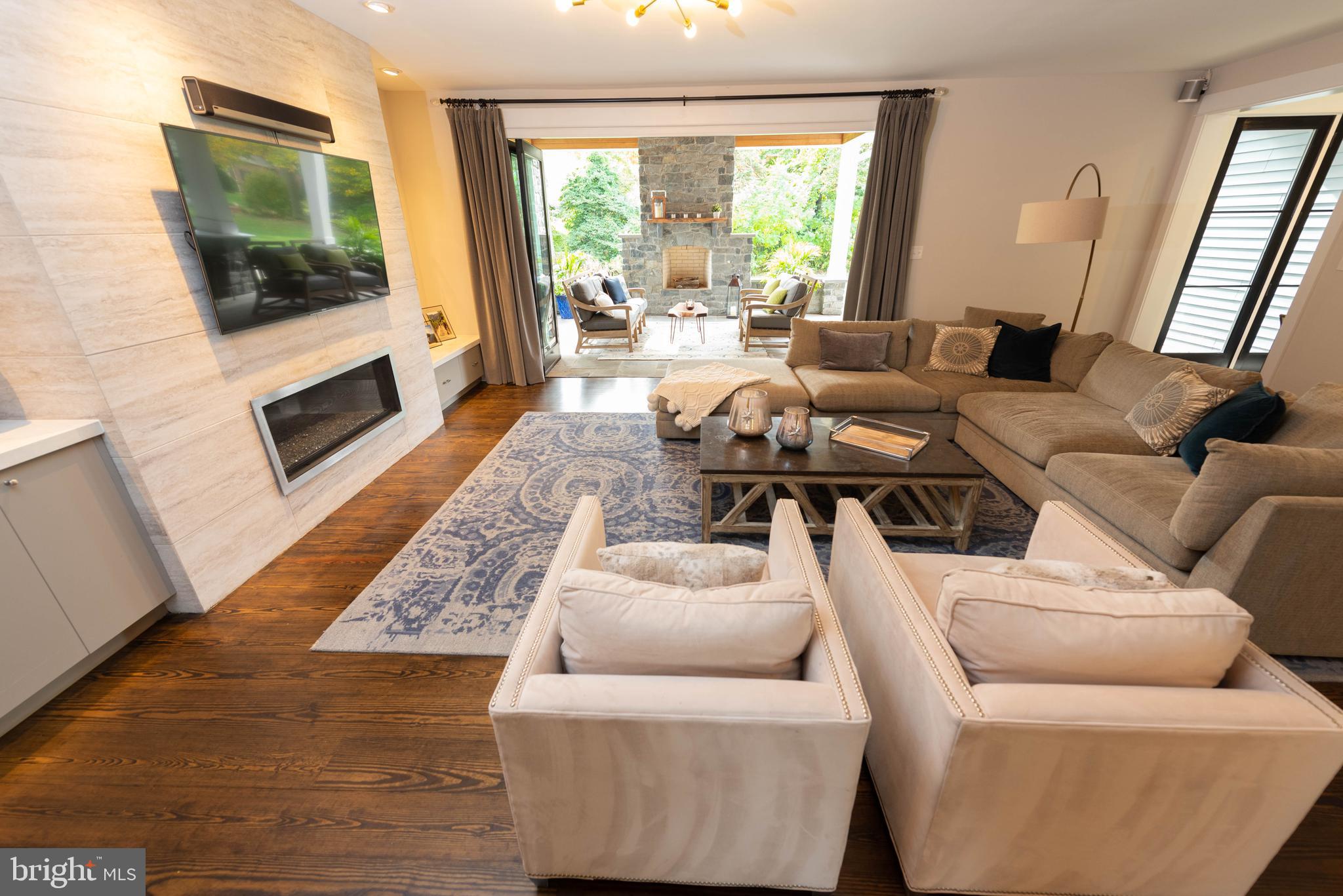 1201 Golf Road Cinnaminson, NJ 08077 - Photo 9 of 33 Great room with full access to outdoor living area