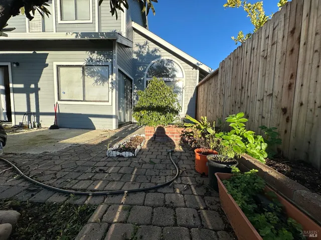 $670,000 | 2472 Vista Grande, Fairfield, CA 94534