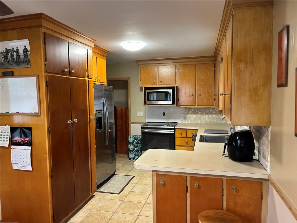 2 Cobble Hill Road Lincoln, RI 02865 - Photo 12 of 28