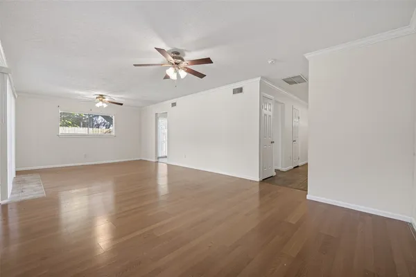 $1,750 | 1106 East Red Cedar Circle, Spring, TX 77380