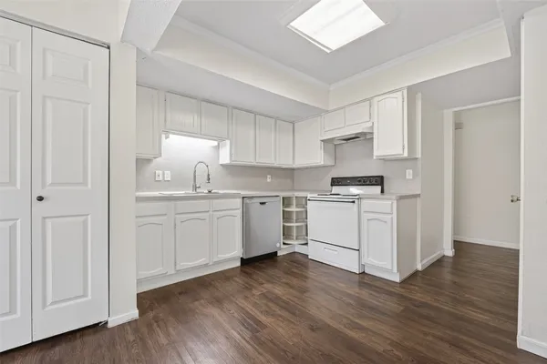 $1,750 | 1106 East Red Cedar Circle, Spring, TX 77380
