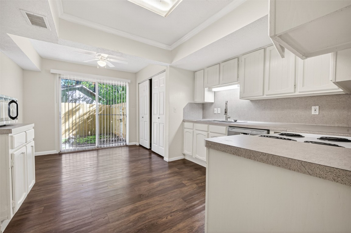 1106 East Red Cedar Circle Spring, TX 77380 - Photo 21 of 43