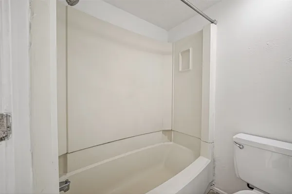 $1,750 | 1106 East Red Cedar Circle, Spring, TX 77380