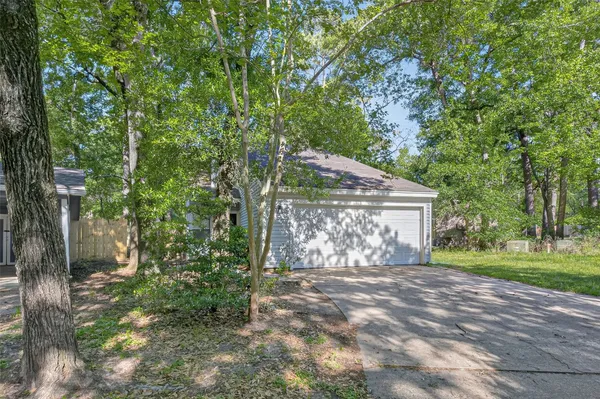 $1,750 | 1106 East Red Cedar Circle, Spring, TX 77380