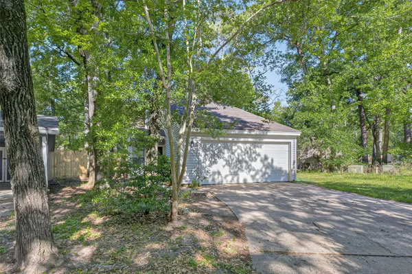 $1,750 | 1106 East Red Cedar Circle, Spring, TX 77380